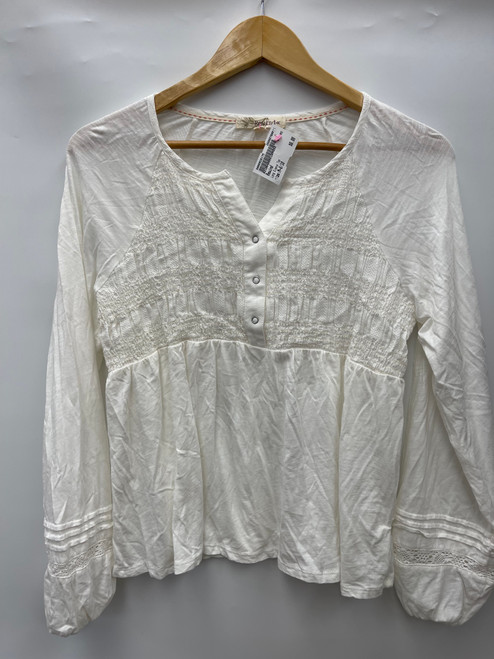 Vist Large View of Product Image Which is Used Rewind Long Sleeve Top M-8/10