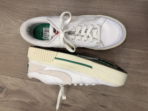 Vist Large View of Product Image Which is Used Nike Casual Shoes 8