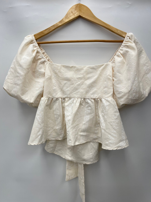 Vist Large View of Product Image Which is Used Unbranded Short Sleeve Top M-8/10