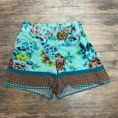 Vist Large View of Product Image Which is Used Maeve Shorts 8-29