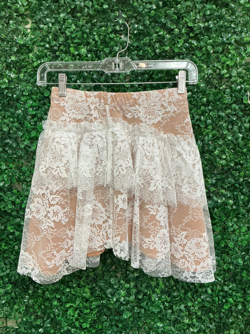 Vist Large View of Product Image Which is Used For Love And Lemons Short Skirt XS 0-2/25-26