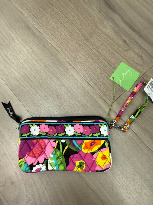 Vist Large View of Product Image Which is Used Vera Bradley Wallet