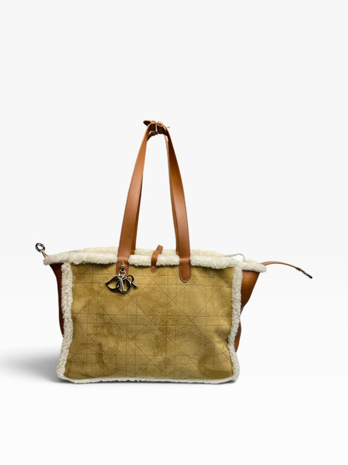 Vist Large View of Product Image Which is Used Dior Xlarge Leather Handbag