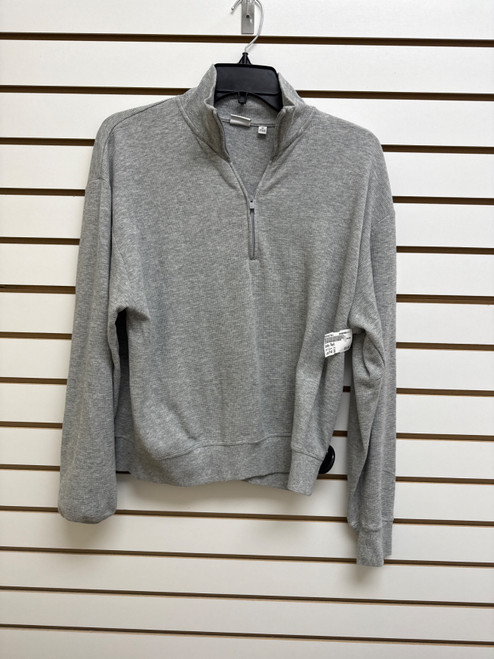 Vist Large View of Product Image Which is Used Sunday Best Long Sleeve Top M-8/10