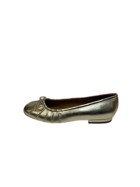 Vist Large View of Product Image Which is Used Talbots Flats 7.5