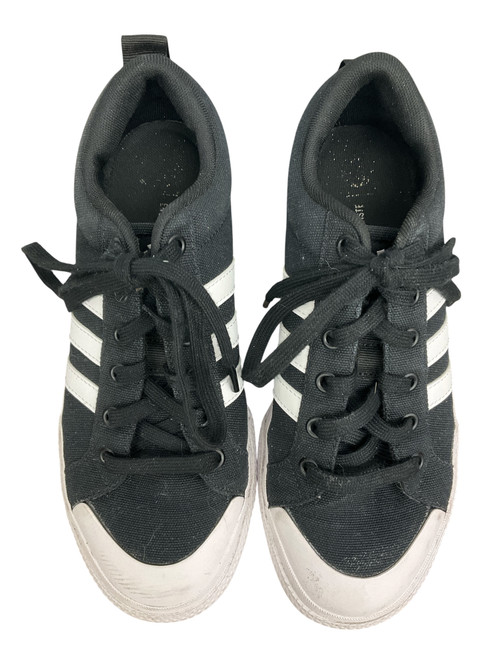 Vist Large View of Product Image Which is Used Adidas Casual Shoes 7.5