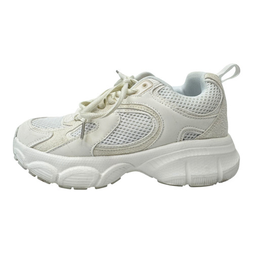 Vist Large View of Product Image Which is Used Arios Performance Shoes 5.5