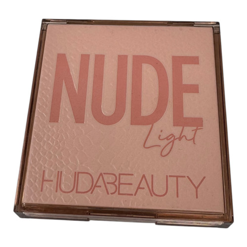 Vist Large View of Product Image Which is Used Huda Beauty Palette