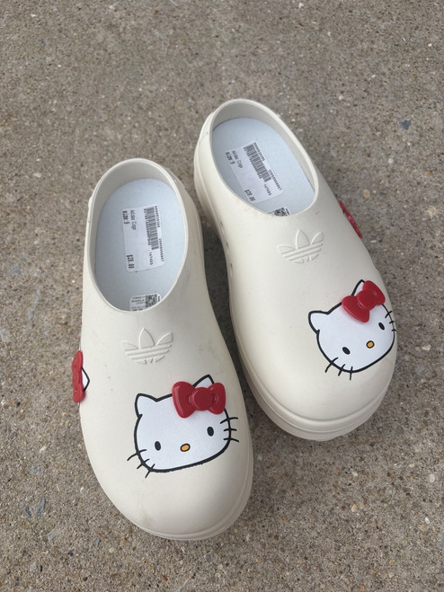 Vist Large View of Product Image Which is Used Adidas x Sanrio Clogs 9