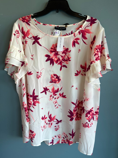 Vist Large View of Product Image Which is Used Lane Bryant Short Sleeve Top 1X-18