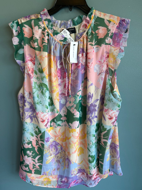 Vist Large View of Product Image Which is Used Lane Bryant Sleeveless Top 1X-18