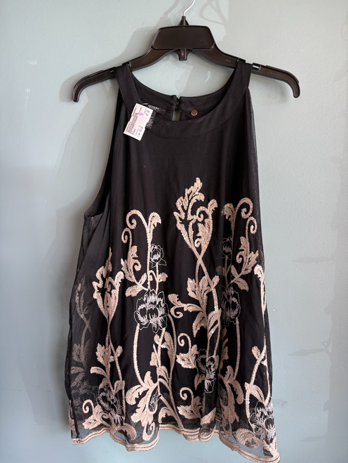 Vist Large View of Product Image Which is Used Alfani Sleeveless Top 1X-18