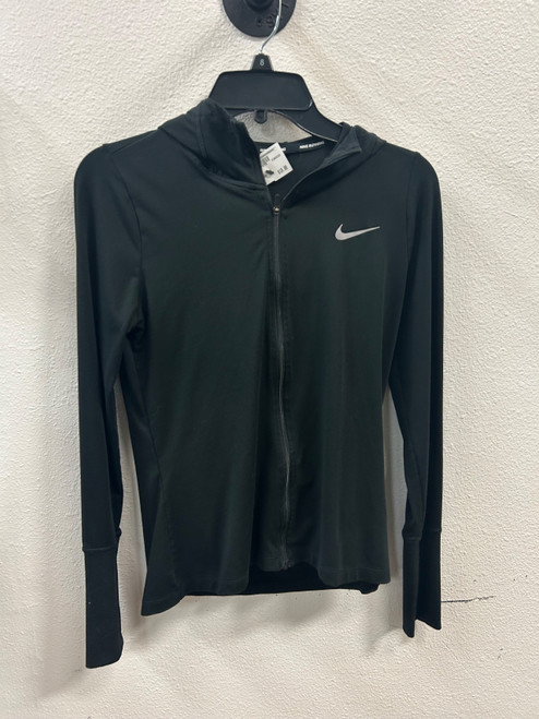 Vist Large View of Product Image Which is Used Nike Active Long Sleeve M-8/10