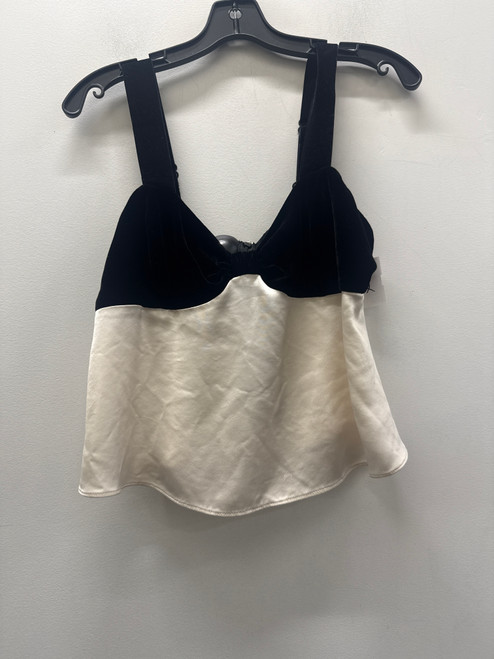 Vist Large View of Product Image Which is Used Unbranded Sleeveless Top S-4/6