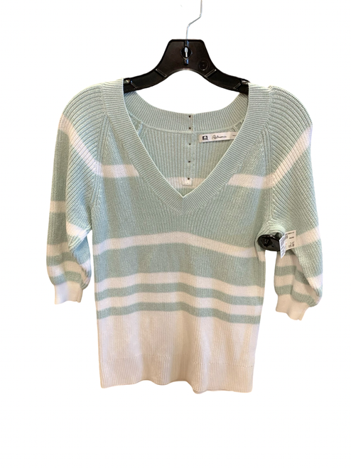 Vist Large View of Product Image Which is Used Reitmans Heavyweight Sweater XXS
