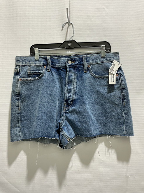 Vist Large View of Product Image Which is Used Old Navy Shorts 14-32