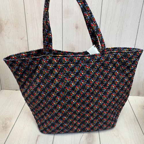 Vist Large View of Product Image Which is Used Vera Bradley Xlarge Handbag