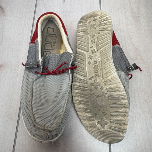 Vist Large View of Product Image Which is Used Hey Dude Mens Casual Shoes 10