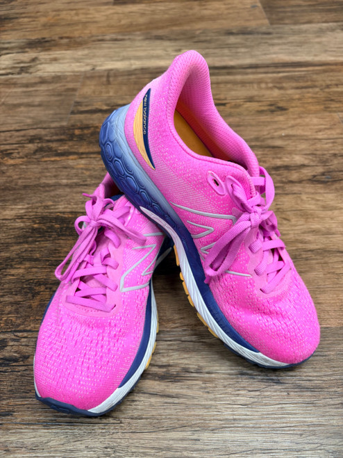 Vist Large View of Product Image Which is Used New Balance Performance Shoes 8