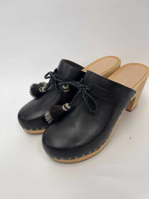Vist Large View of Product Image Which is Used Unbranded Clogs 9