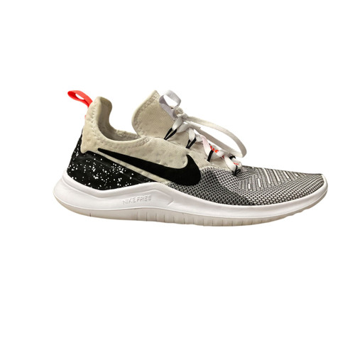 Vist Large View of Product Image Which is Used Nike Performance Shoes 10