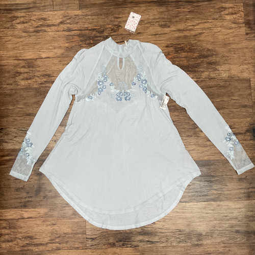 Vist Large View of Product Image Which is Used Free People Long Sleeve Top S-4/6