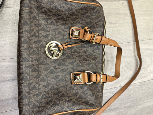 Vist Large View of Product Image Which is Used Michael Michael Kors Large Handbag