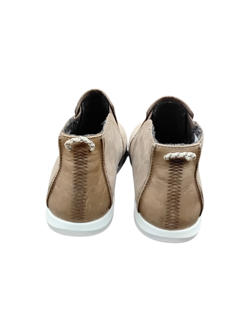 Vist Large View of Product Image Which is Used Unbranded Clogs 9