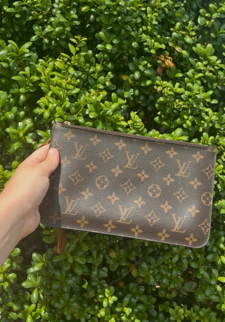 Vist Large View of Product Image Which is Used Louis Vuitton Leather Wristlet
