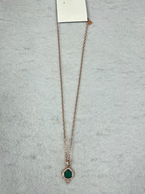 Vist Large View of Product Image Which is Used Bomb Party Necklace
