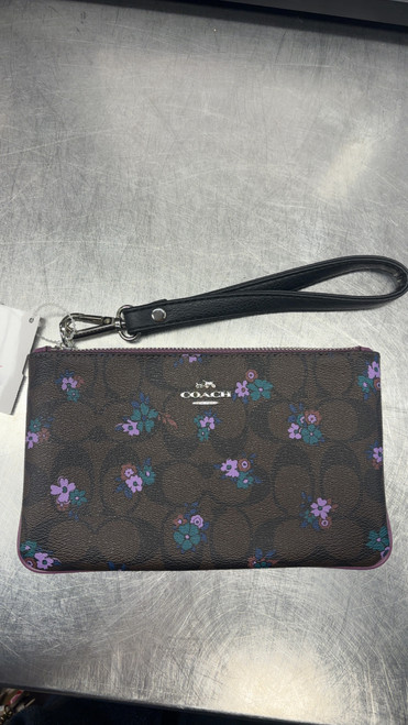 Vist Large View of Product Image Which is Used Coach Leather Wristlet