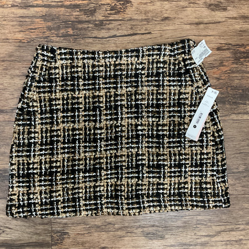 Vist Large View of Product Image Which is Used Aqua Short Skirt 4-27