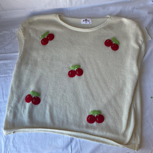 Vist Large View of Product Image Which is Used Unbranded Sleeveless Top M-8/10
