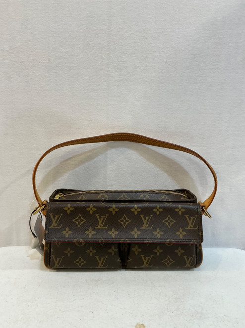 Vist Large View of Product Image Which is Used Louis Vuitton Xlarge Leather Handbag
