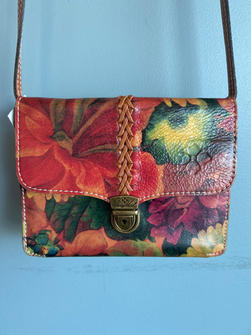 Vist Large View of Product Image Which is Used Patricia Nash Small Leather Handbag