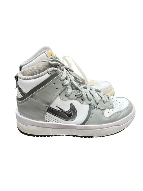 Vist Large View of Product Image Which is Used Nike Casual Shoes 6.5