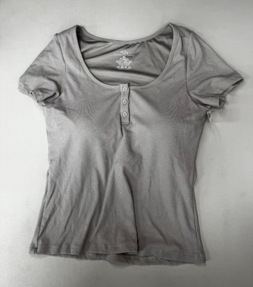 Vist Large View of Product Image Which is Used Klassy Network Short Sleeve Top XL-16