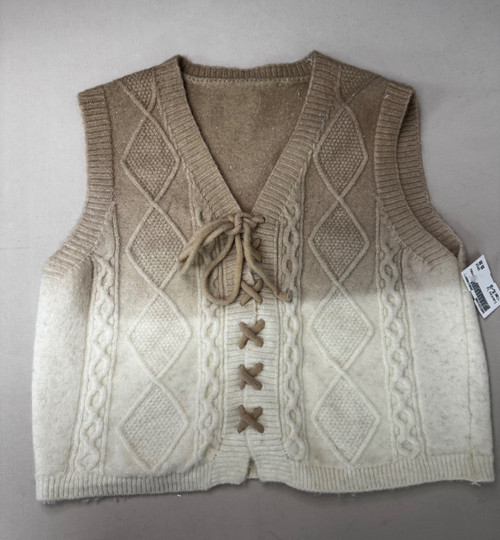 Vist Large View of Product Image Which is Used Unbranded Sleeveless Top XL-16