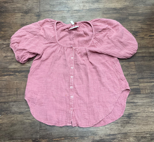 Vist Large View of Product Image Which is Used Pilcro Short Sleeve Top S-4/6