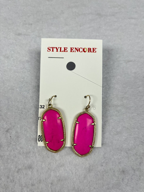 Vist Large View of Product Image Which is Used Kendra Scott Earrings