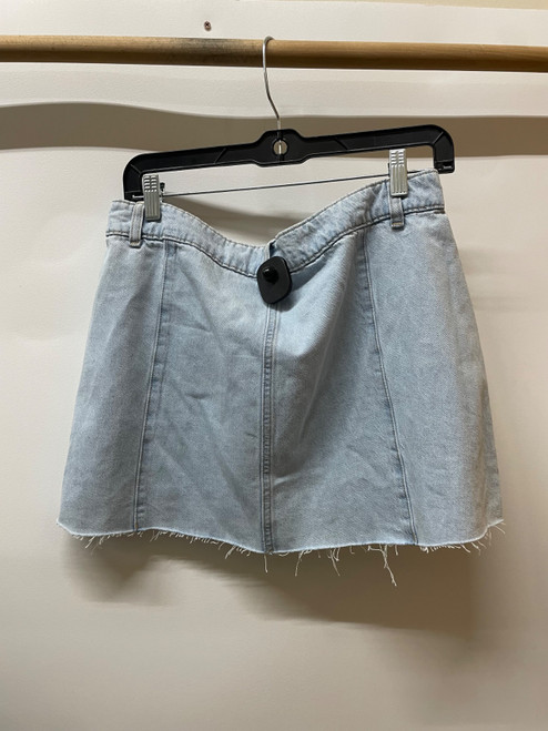 Vist Large View of Product Image Which is Used Zara Short Skirt L 12-14/31-32