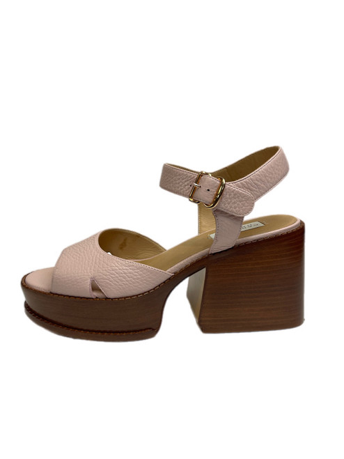 Vist Large View of Product Image Which is Used Gabriela Hearst Wedge Sandals 10