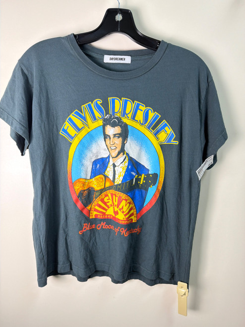 Vist Large View of Product Image Which is Used Daydreamer T-Shirt M-8/10
