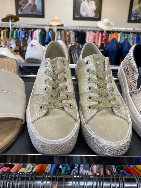 Vist Large View of Product Image Which is Used Blowfish Casual Shoes 8