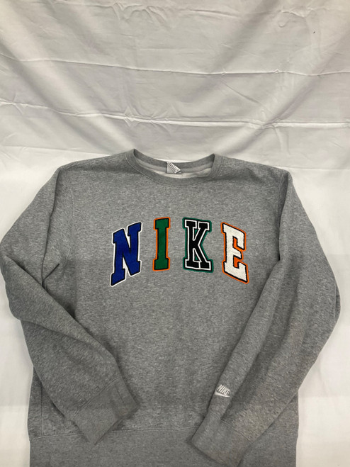 Vist Large View of Product Image Which is Used Nike Active Sweatshirt M-8/10
