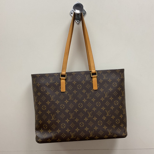 Vist Large View of Product Image Which is Used Louis Vuitton Small Leather Handbag