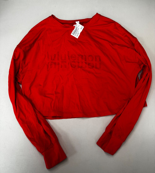 Vist Large View of Product Image Which is Used Lululemon Athletica Active Long Sleeve S-4/6
