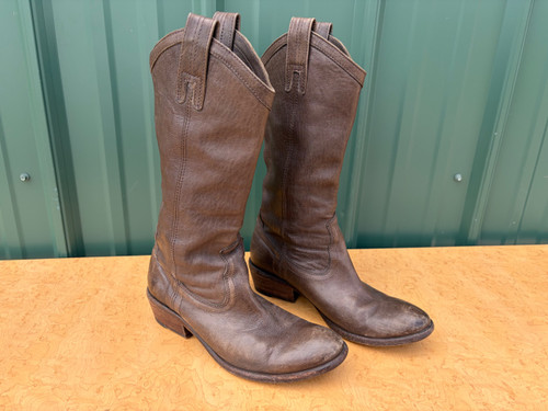 Vist Large View of Product Image Which is Used Unbranded Tall Boots 6