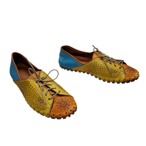Vist Large View of Product Image Which is Used Kunitz Leather Flats 8.5