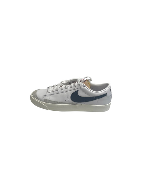 Vist Large View of Product Image Which is Used Nike Casual Shoes 8